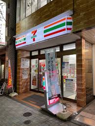コンビニ　セブンイレブン 神田駅西口通り店（コンビニ）まで216m