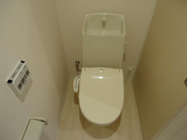 トイレ　シャワー付トイレ