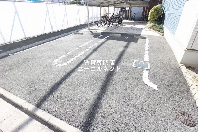 駐車場　敷地内駐車場あり◎
