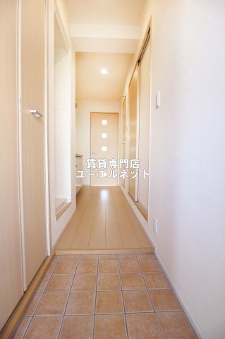 玄関　住まいの顔ともなる玄関