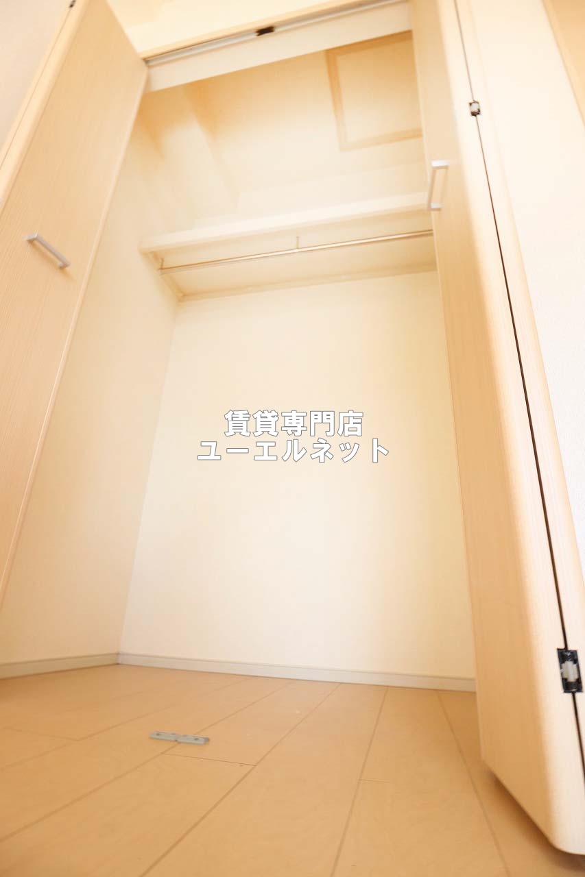 収納　クローゼット付きでお部屋もスッキリ♪