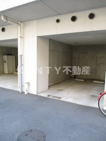 駐車場　駐車場があります