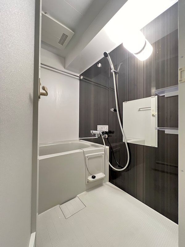 バス・シャワールーム　（別タイプ参考写真）ハイズ田端IIイースト　荒川区西尾久4