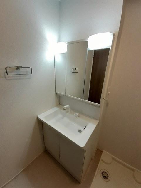 収納　洗髪洗面化粧台