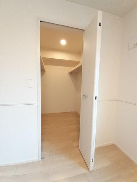 セキュリティ　収納