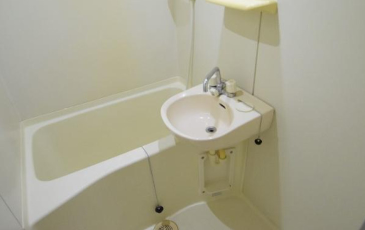 洗面設備　※別部屋の参考写真です。