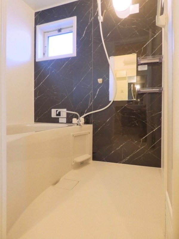 バス・シャワールーム　図面と現状に相違がある場合には現状を優先