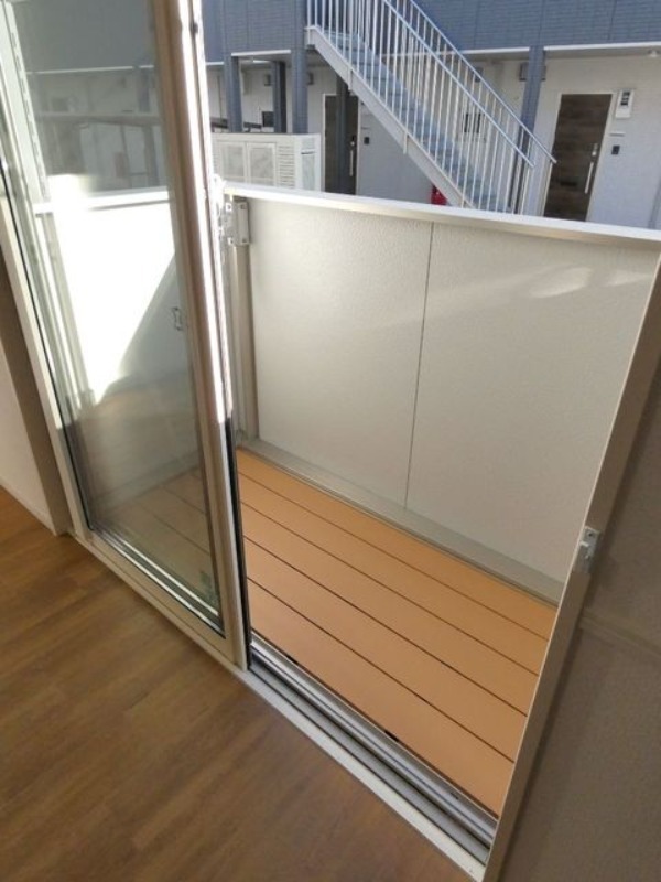 バルコニー　図面と現状に相違がある場合には現状を優先