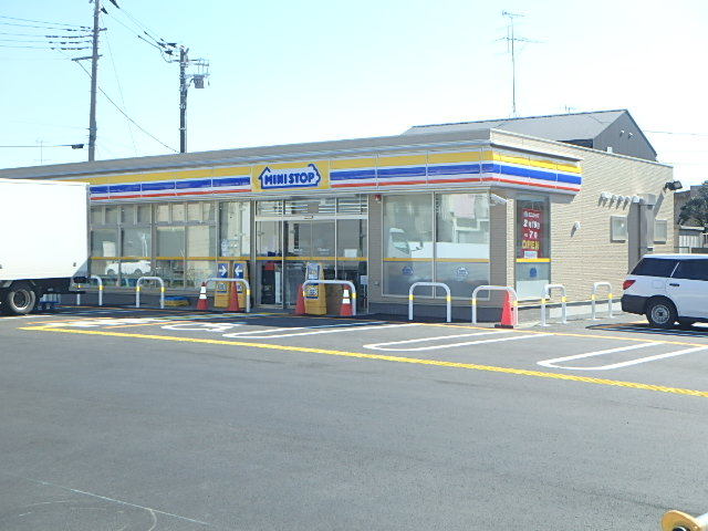 コンビニ　ミニストップ（コンビニ）まで2798m