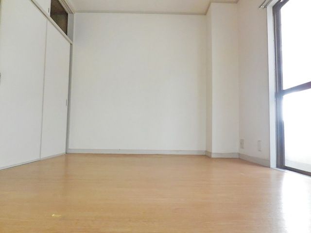 居室・リビング　★お部屋広々ですよ★