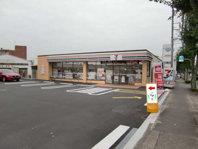 コンビニ　セブンイレブン八王子大和田2丁目店（コンビニ）まで818m