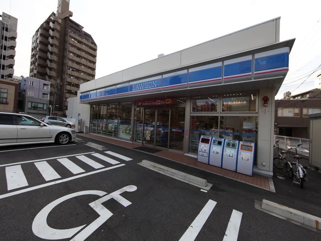 コンビニ　ローソン 東区泉三丁目店 (コンビニ)（コンビニ）まで80m