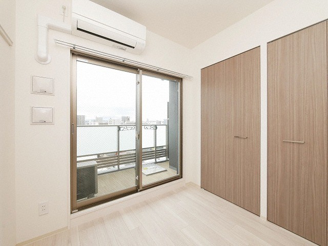 居室・リビング　広々とした洋室です