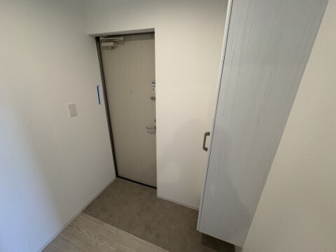 玄関　同施工参考写真となります