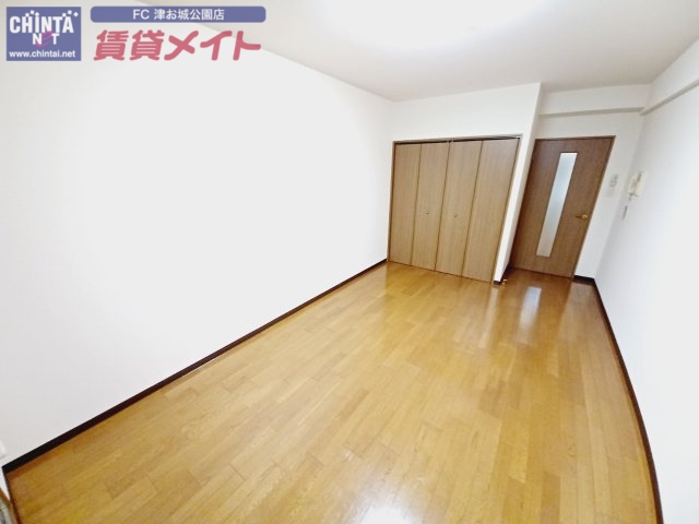 居室・リビング　同型参考写真