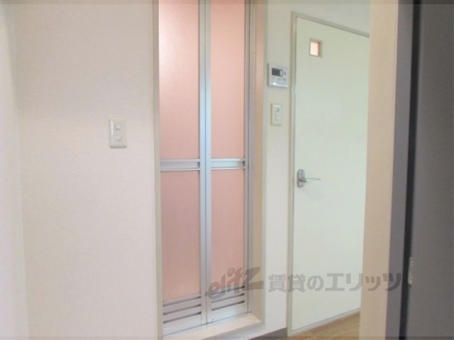 その他　玄関前