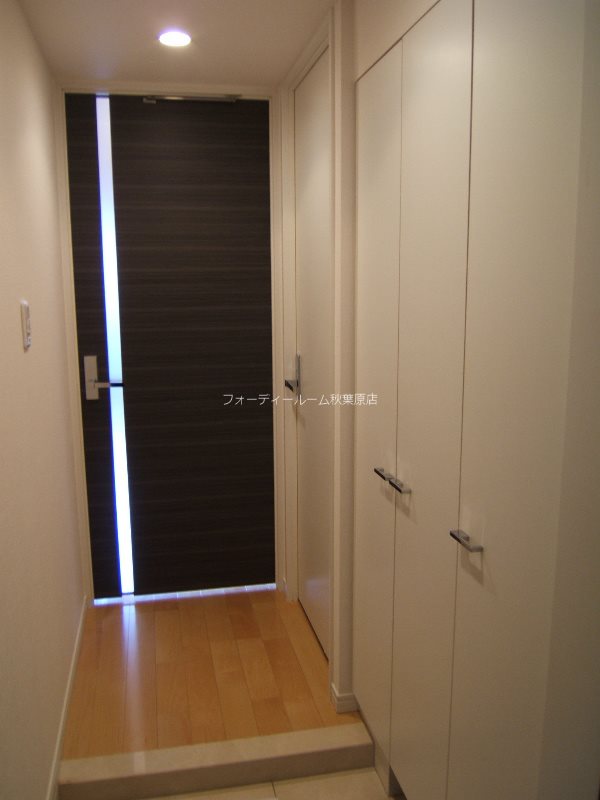 玄関　★《見学予約受付中》設備充実分譲賃貸マンション★