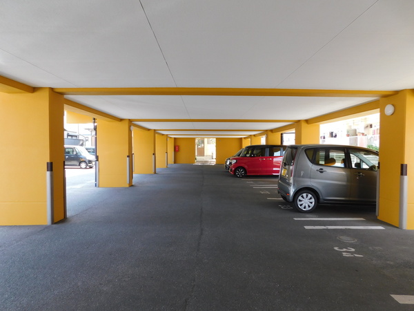 駐車場　スカイパーク３３