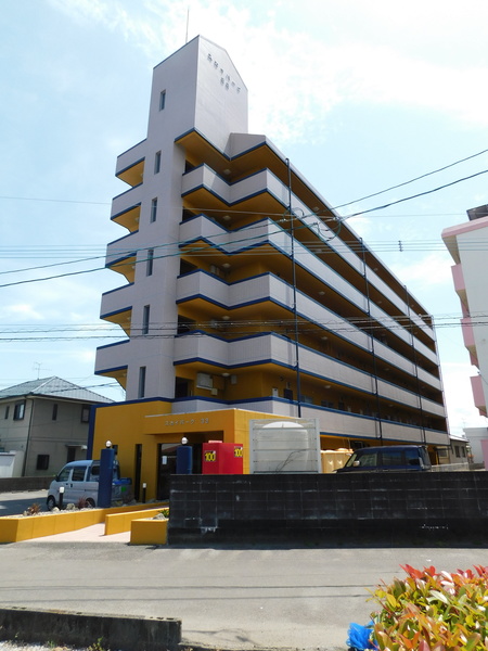 建物外観　スカイパーク３３