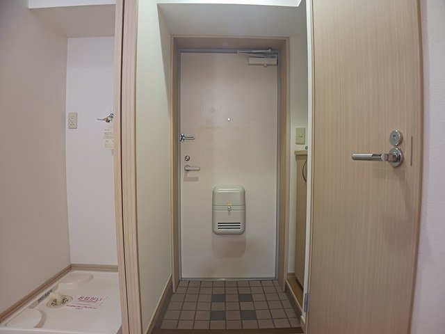 玄関　落ち着いた玄関です