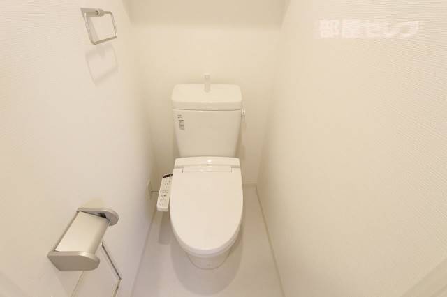 トイレ　※２０１号室（西角・建築中）内装写真参照