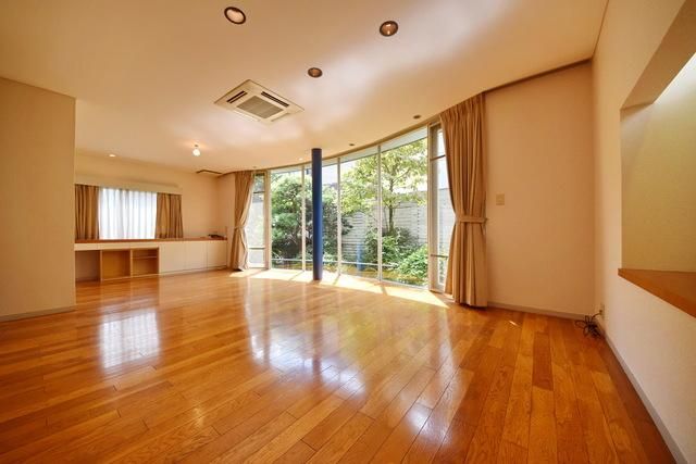 その他部屋・スペース　★広々１８帖です★