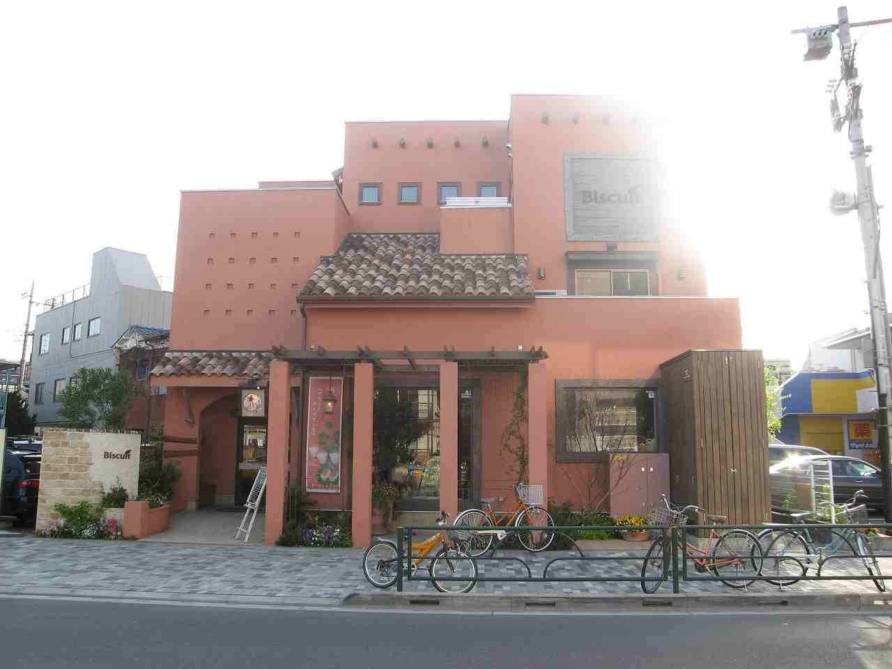 飲食店　ビスキュイ新柴又（飲食店）まで307m