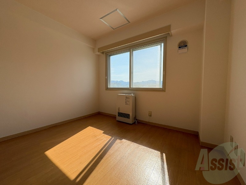 居室・リビング　明るいお部屋は気持ちよく過ごせそうですね。