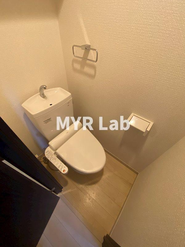 トイレ　現状優先　参考写真