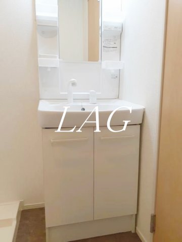 洗面設備　洗面台です。