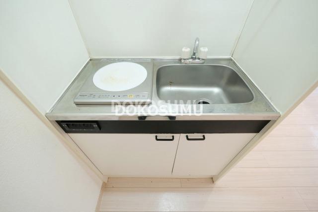 キッチン　毎日の料理が楽しくなる、機能性とデザインを兼ね備えた空間。