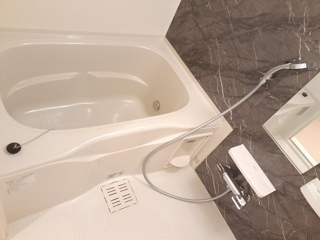 バス・シャワールーム　きれいなお風呂です