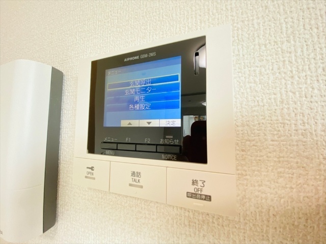 セキュリティ　同一建物内１０３号室内装写真転載