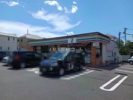 コンビニ　セブン-イレブン 京王読売ランド前店（コンビニ）まで324m