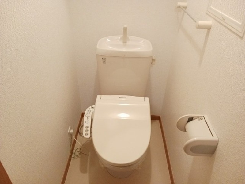 トイレ　図面と現状に相違がある場合には現状を優先