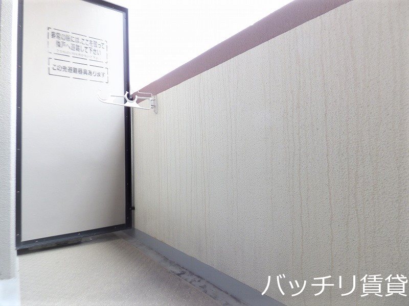 バルコニー　※室内写真は別号数の為、現状優先となります。