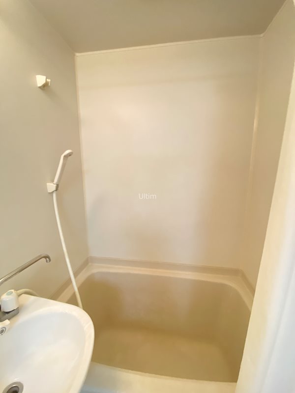 バス・シャワールーム　別部屋のお写真です。ご参考までに！