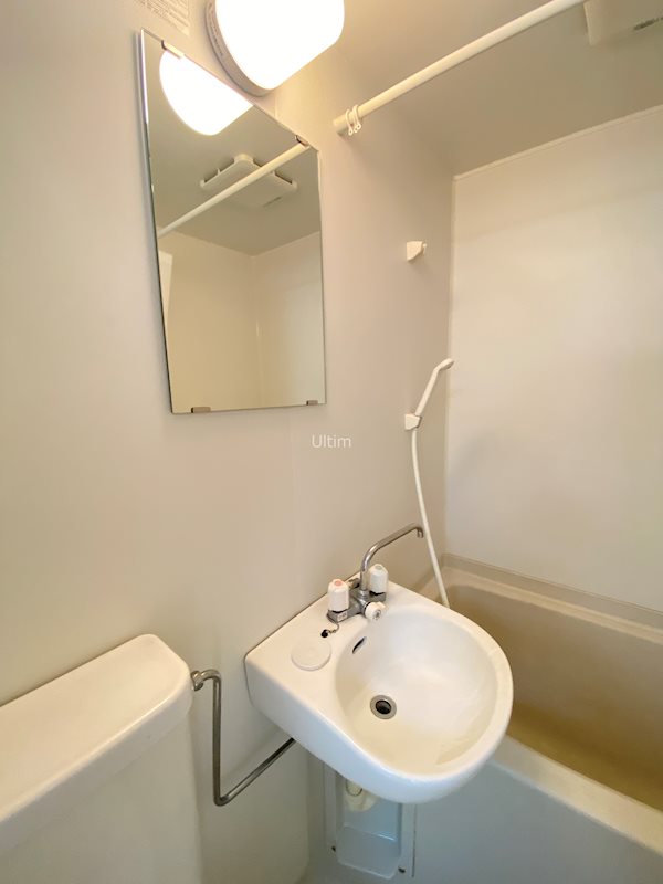 洗面設備　別部屋のお写真です。ご参考までに！