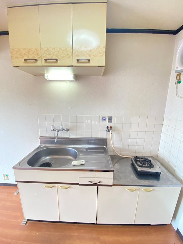 キッチン　別部屋のお写真です。ご参考までに！