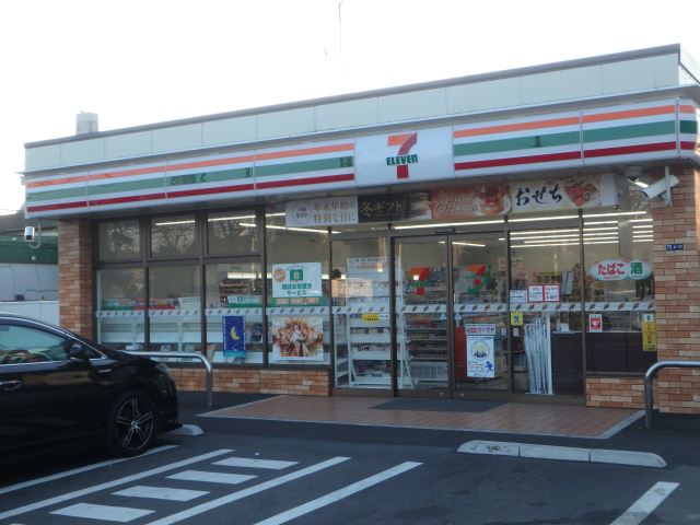 コンビニ　セブンイレブン（コンビニ）まで650m