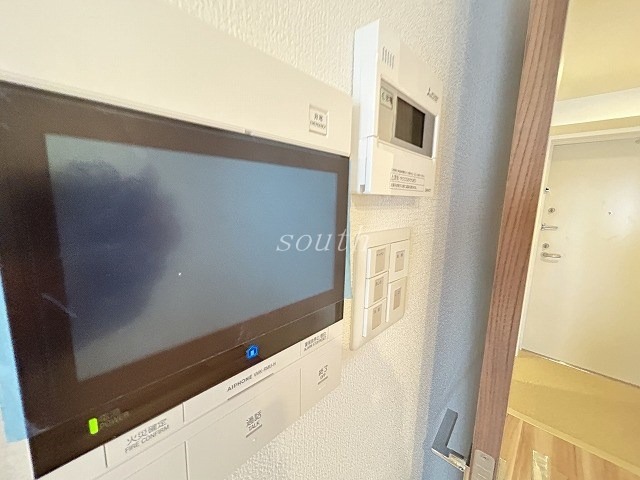 セキュリティ　部屋・階数により室内カラーが異なります