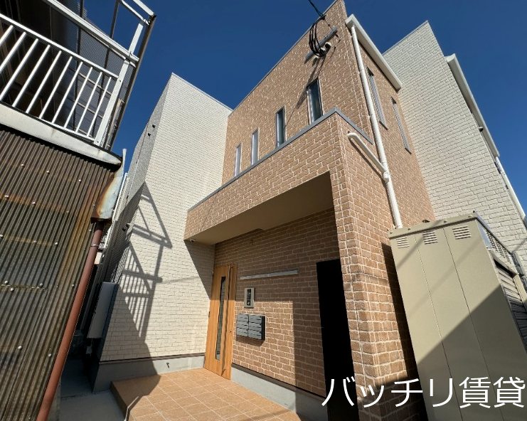 建物外観　外観はパース画像の為、現況を優先いたします。