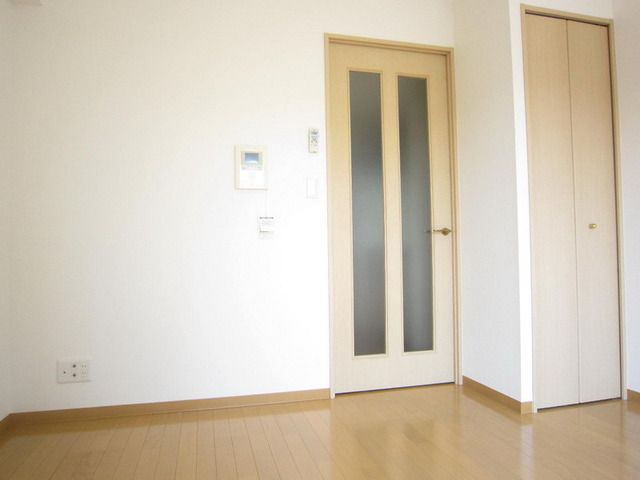 居室・リビング　洋室フローリング