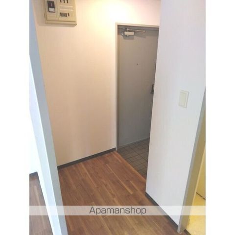 札幌市電 西線１４条駅 徒歩8分 4階建 築38年の玄関写真