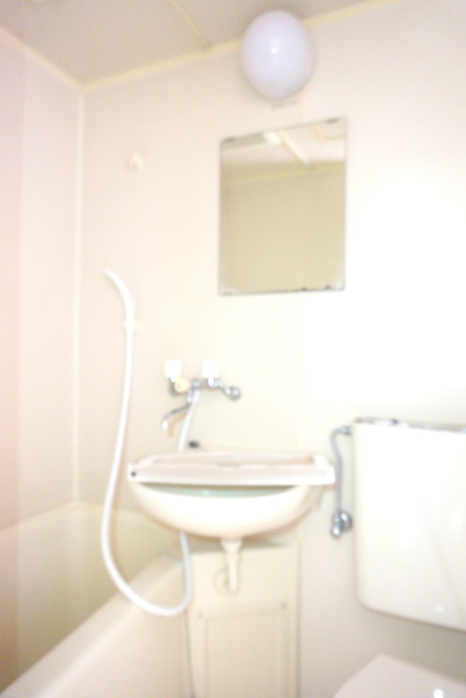 洗面設備　洗面ボウルもついているので、ここで洗顔できますね☆