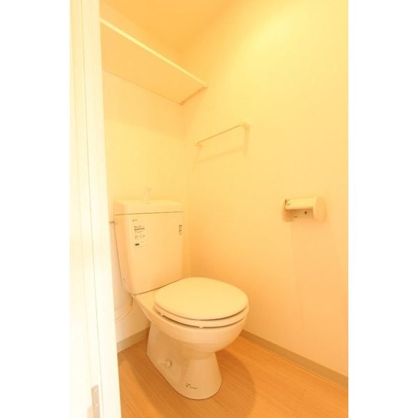 トイレ　綺麗なトイレで、気持ちよくお使い頂けます♪
