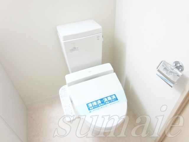 トイレ　温水洗浄便座付トイレ