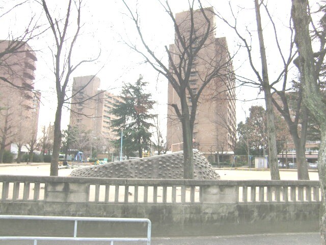 公園　三番公園（公園）まで210m