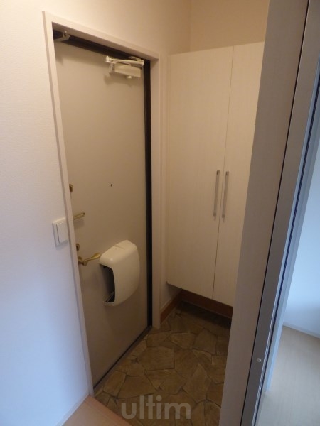 玄関　※別のお部屋のお写真です。御参考までに。