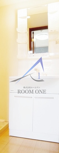 洗面設備　独立洗面台です。